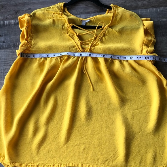 ASOS size 12 Yellow Blouse - Picture 4 of 5